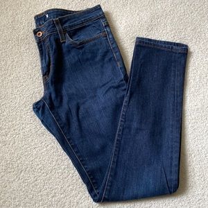 💙 Dark denim jeans 💙